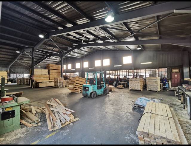 1,500M² FACTORY TO LET IN WADEVILLE